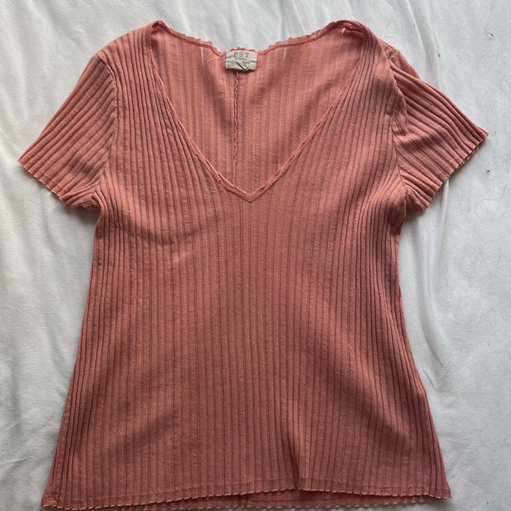 PST V-neck